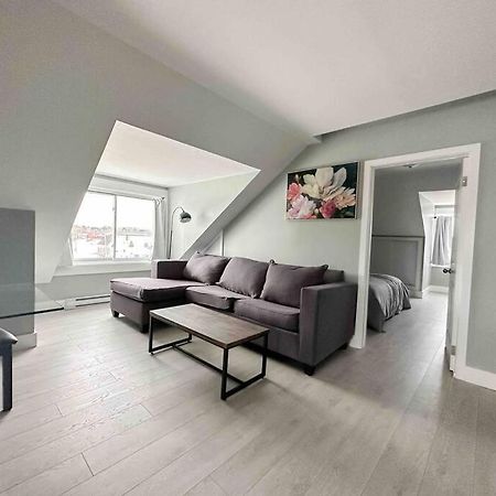 Chapleau Unique Modern Luxury 2 Bedroom Apartment Rental מראה חיצוני תמונה